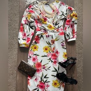 Flora Midi Dress, tag attached, no stains and damage.